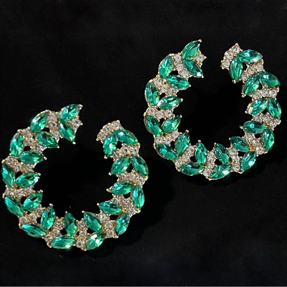 ✨Stunning Dark Green Rhinestones Hoop Earrings (Hypoallergenic)